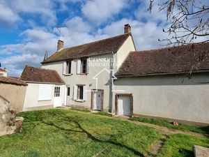Vente propriété 4 pièces 92.26 m² à Villeneuve-sur-Yonne (89500)  92 000 €
