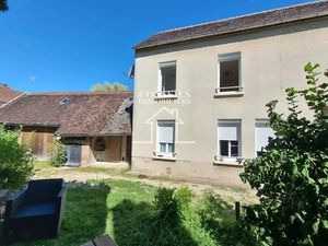 Vente propriété 4 pièces 89.3 m² à Saint-Julien-du-Sault (89330)  138 000 €