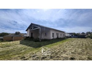 Vente maison 4 pièces 100 m² à Castres (81100)  158 000 €