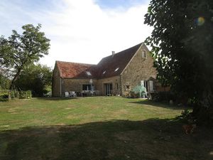 Vente maison 7 pièces 294 m² à Pommiers (36190)  192 600 €