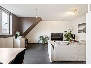 Leuk appartement met terras op gunstige locatie te Lint