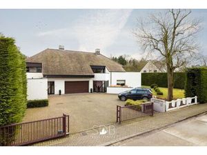 Woning + appartement en handelsruimte op 2.135m²