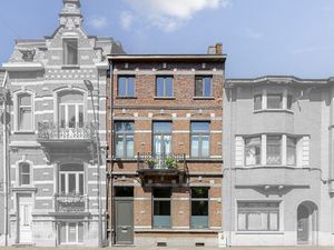 Statige herenwoning in hartje Aarschot – instapklaar en vol karakter