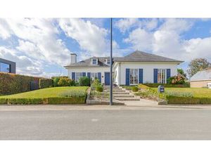 Open bebouwing met 4 slpks en veel opbergruimte!