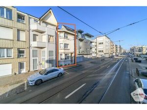 Te Koop – Villa “Les Fioretti” Karaktervolle interbellumwoning op 50 meter van zee – te re