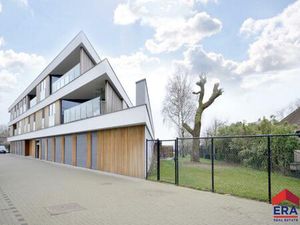 Gelijkvloers appartement te koop in Lievegem