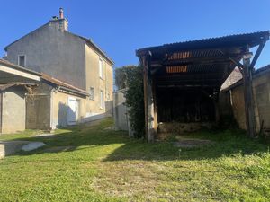 MAISON 71 M2 A RENOVER AVEC JARDIN 300 M2 ET APPENTI