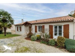 Vente maison 6 pièces 115 m² La Rochefoucauld-en-Angoumois (16110)