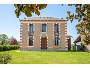 Vente maison 6 pièces 140 m² à Castelnau-Magnoac (65230)  260 000 €
