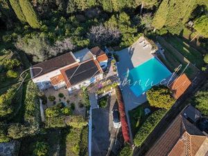 Maison de 6 pièces de luxe en vente à Antibes  France