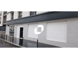 Location Commerce Paris 75018