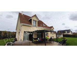 Vente maison 5 pièces 170 m² à Notre-Dame-de-Gravenchon (76330)  335 000 €