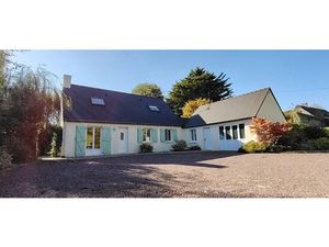 Vente maison 11 pièces 161 m² à Yvetot-Bocage (50700)  353 800 €