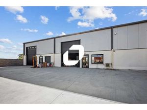 Local d'activité récent à louer