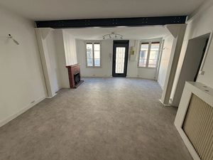 Location appartement 5 pièces 84.8 m² à Vendome (41100)  810 €