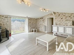 Vente maison 8 pièces 156 m² Chalmazel-Jeansagnière (42920)