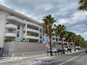 GARAGE DANS RESIDENCE RECHERCHEE LA GARDE