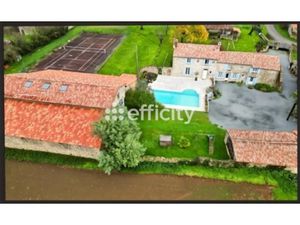 Vente propriété 16 pièces 415 m² à Rives-d'Autise (85240)  689 000 €