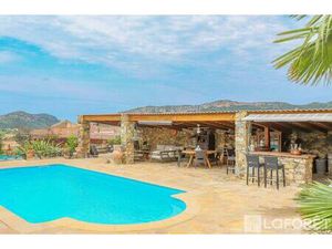 Propriété de charme avec vue mer et montagne à Patrimonio