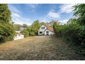 Maison à vendre avec terrasse et jardin   Rhode-Saint-Genèse (VBD58452)