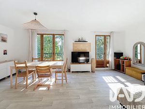 Vente appartement 6 pièces 83 m² à Brie-Comte-Robert (77170)  179 000 €