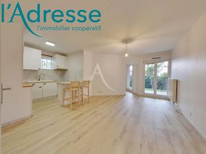 Vente appartement 2 pièces 40 m² à Noisy-le-Grand (93160)  253 000 €
