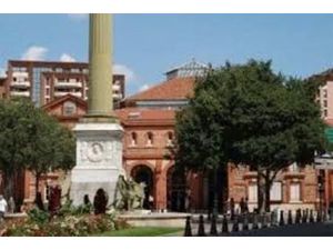 TOULOUSE CENTRE MURS COMMERCIAUX PLACE DUPUY 29 M²