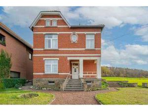MAISON 4 FACADES AVEC JARDIN A FLOREFFE-CHARME ET POTENTIEL