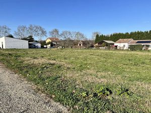 Vente terrain à batir 881 m² à Goudourville (82400)  44 900 €
