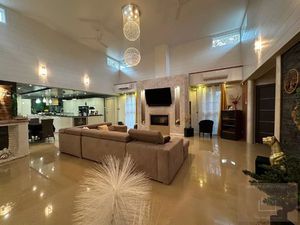 VILLA D EXCEPTION 240 M2