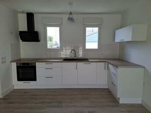 Maison rénovée coup de cœur avec garage - 3 pièces