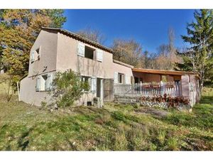 Maison à la campagne