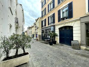 Appartement 3 pièces en duplex 53 56 M² dans un immeuble ancien à Marly-le-Roi.