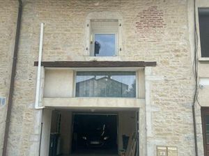 Maison de village en pierre