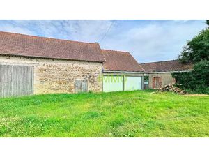 Vente ferme 170 m² à Durmignat (63700)  33 000 €