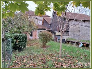 A vendre Pergain-Taillac Maison de village 170m2 - Terrain 1100m2-garage-hangar