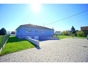 MAISON DE PLAIN PIED