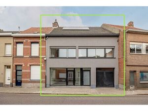 Handelshuis met duplex en 2 aparte tuinen