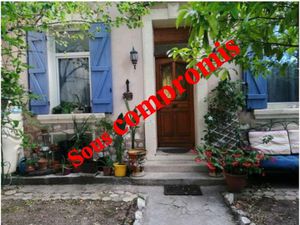 Jolie Maison Marseillaise INDIVIDUELLE de type T3/4 avec jardinet et véranda