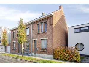 Huis te koop in Rupelmonde met 2 slaapkamers