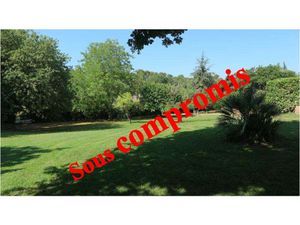 Terrain constructible 3971m² viabilisé