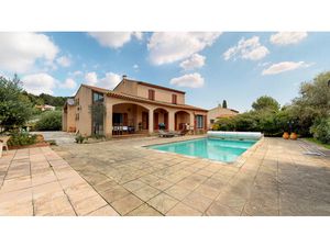 SUPERBE MAISON AVEC PISCINE!