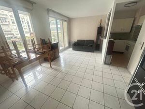 Appartement F2 à louer - 2 pièces - 45 96 m2 - La Plaine St Denis - 93 - ILE-DE-FRANCE