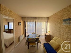 Appartement T2 à vendre - 2 pièces - 31 32 m2 - Courseulles Sur Mer - 14 - BASSE-NORMANDIE