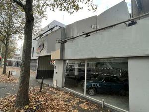 A vendre : local d'activité de 690m²