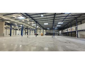 A Louer - Bâtiment à usage d'entrepôt avec bureaux de 10 770 m² à Miribel (01)