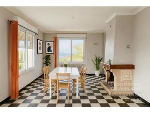 Vente maison 6 pièces 141 m² Saint-Hilaire-du-Harcouët (50730)