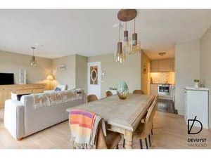 CHARMANTE LICHTRIJKE DUPLEX OP WANDELAFSTAND VAN ZEE EN C...