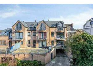 Appartement 1CH tout lumineux jardin commun !