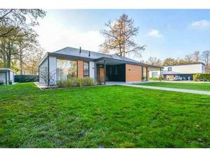 Bungalow prêt à l'emploi de haute qualité dans le quartier r